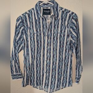 Wrangler button up